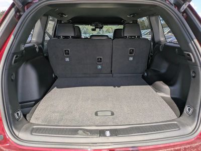 2025 Jeep Grand Cherokee — photo 11 view