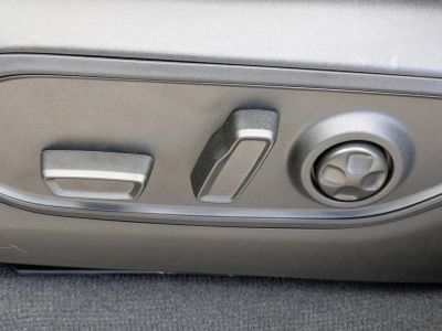 2025 Jeep Grand Cherokee — photo 18 view