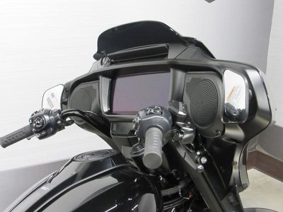 2025 Harley-Davidson FLHX - Street Glide - Photo 10