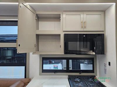 2027 Axiom RV Vendetta — photo 18 view