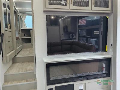 2027 Axiom RV Vendetta — photo 37 view