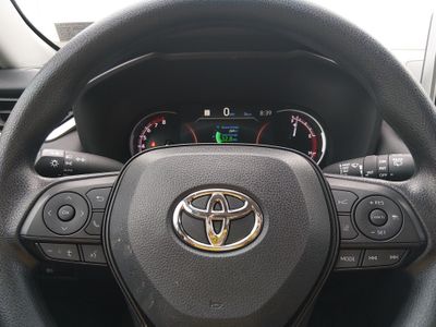 2024 Toyota RAV4 - Photo 12