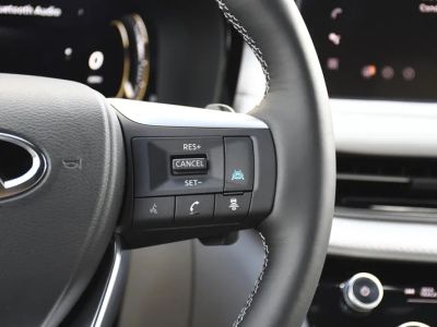 2026 INFINITI QX60 — photo 9 view
