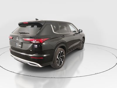 2024 Mitsubishi Outlander - Photo 7