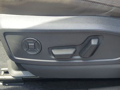 2025 Audi Q5 - Photo 22