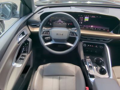 2025 Audi Q5 - Photo 18