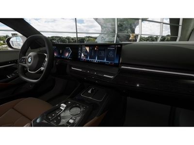 2026 BMW 5 Series — photo 14 view