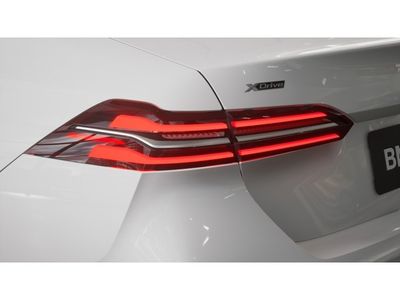 2026 BMW 5 Series — photo 8 view