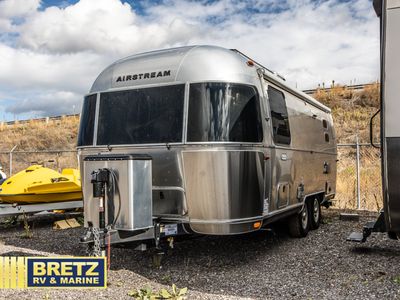 2025 Airstream Flying Cloud - Photo 3