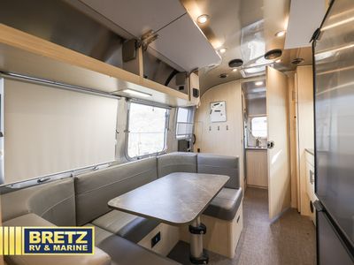 2025 Airstream Flying Cloud - Photo 10