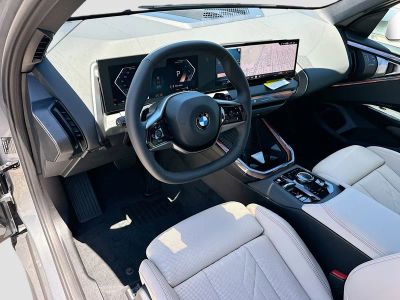 2026 BMW X3 — photo 9 view