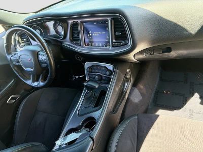 2017 Dodge Challenger — photo 29 view