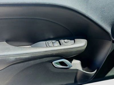 2017 Dodge Challenger — photo 15 view