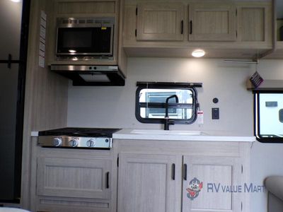 2026 Coachmen RV Catalina Summit Series 8 - Photo 15