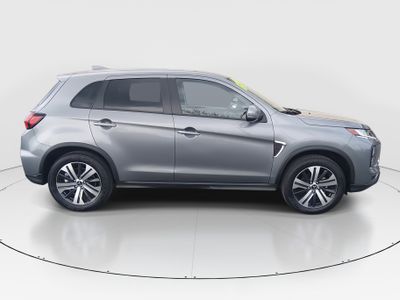 2025 Mitsubishi Outlander Sport — photo 8 view