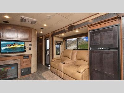 2019 Outdoors RV Black Stone Mountain Series - Photo 4