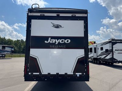 2026 Jayco Seismic - Photo 3