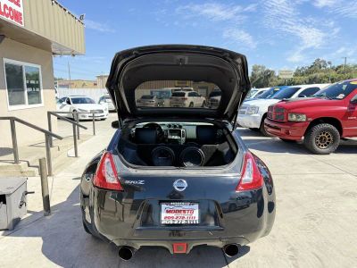 2009 Nissan 370Z — detail view