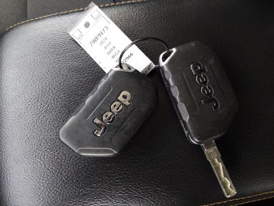 2024 Jeep Wrangler 4xe - Photo 15
