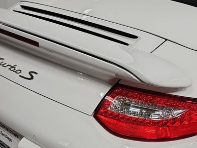 2011 Porsche 911 - Photo 30