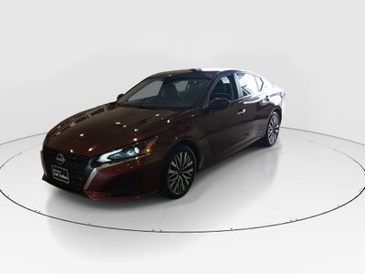 2024 Nissan Altima - Photo 3