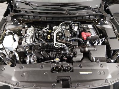 2025 Nissan Altima - Photo 9