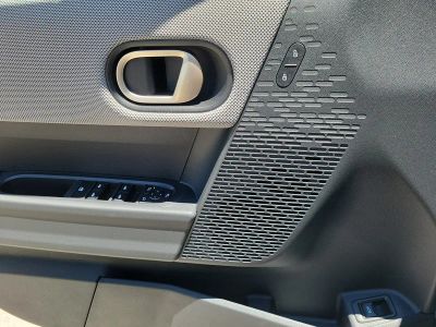 2026 MINI Hardtop 4 Door — photo 16 view