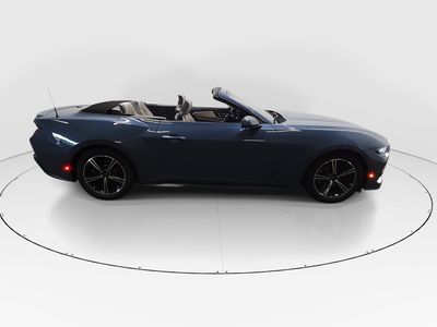 2024 Ford Mustang - Photo 8
