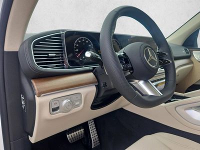 2026 Mercedes-Benz GLS 450 - Photo 1