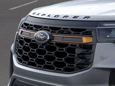 2026 Ford Explorer — photo 17 view