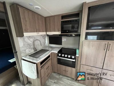 2022 Grand Design Imagine - Photo 8