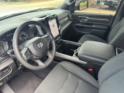2025 RAM 1500 - Photo 36