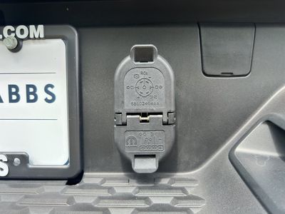 2025 RAM 1500 - Photo 31