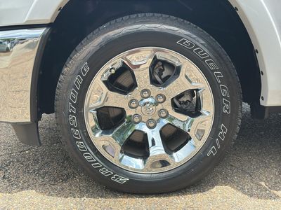 2025 RAM 1500 - Photo 12