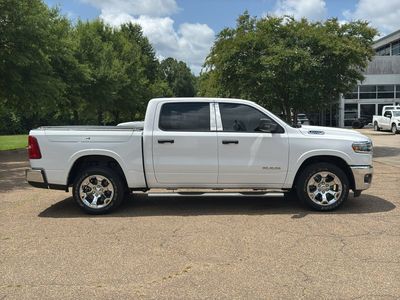 2025 RAM 1500 - Photo 8