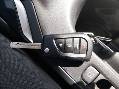 2024 Toyota Corolla — photo 15 view