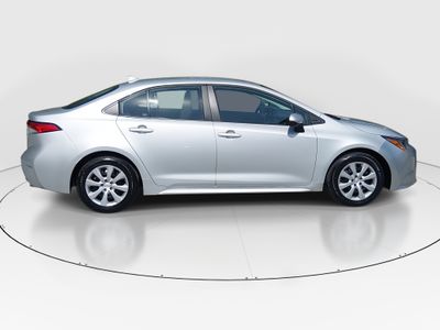 2024 Toyota Corolla — photo 8 view