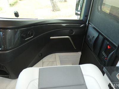 2026 Fleetwood Discovery LXE - Photo 10