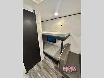2026 Jayco Jay Flight SLX - Photo 9