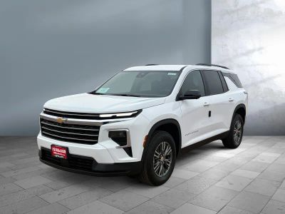2026 Chevrolet Traverse — front three-quarter view