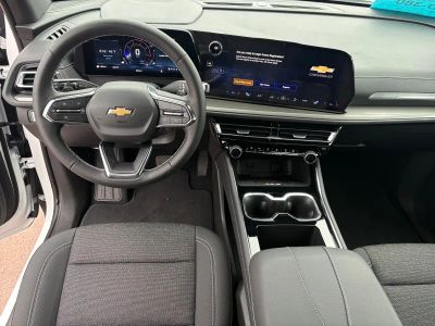 2026 Chevrolet Traverse — photo 12 view
