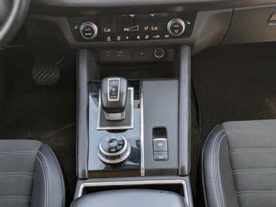 2024 Mitsubishi Outlander — photo 20 view