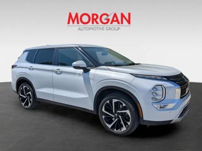 2024 Mitsubishi Outlander — side profile view