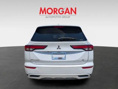 2024 Mitsubishi Outlander — detail view