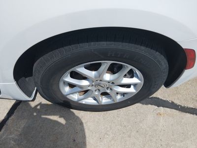2023 Chrysler Voyager - Photo 10