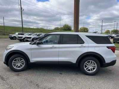 2026 Ford Explorer - Photo 6