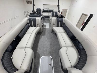 2026 Barletta Lusso L25U - Photo 15