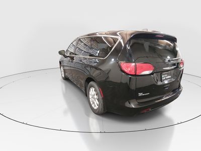 2024 Chrysler Voyager - Photo 5