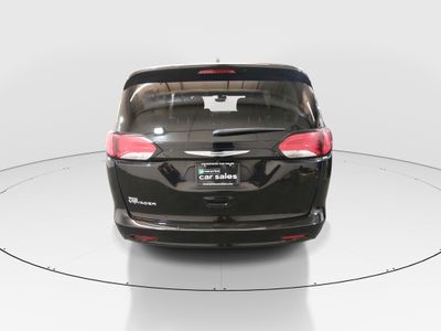 2024 Chrysler Voyager - Photo 6