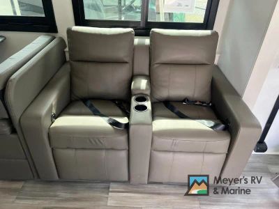 2026 Jayco Precept - Photo 26